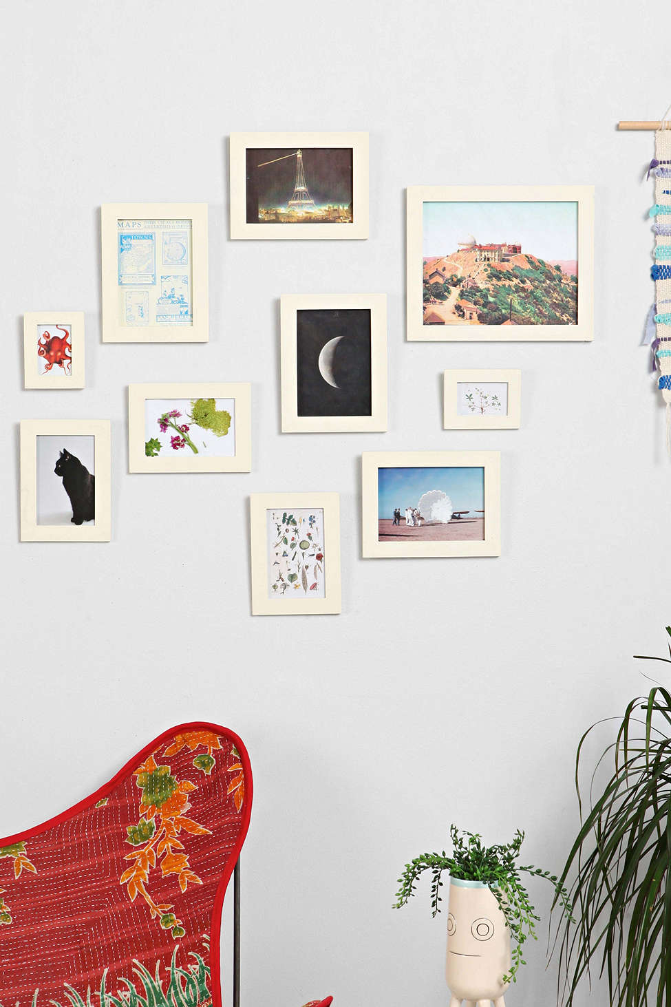 picture-frame-set-from-urban-outfitters